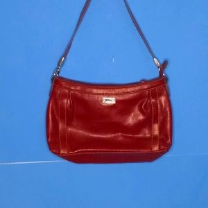 Liz & Co  Red Shoulder Bag Purse Zipper Pockets Divided Center